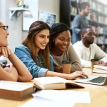 Ottenere un diploma con le scuole private a Fermo